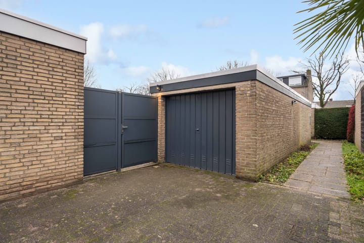 Foto 36 van Engelbrechtstraat 4