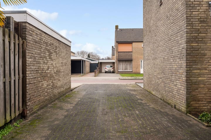 Foto 37 van Engelbrechtstraat 4