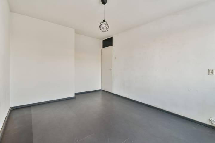 Photo 12 of Werkhovenstraat 64