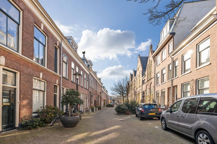 Foto 18 van Adriaanstraat 28-E