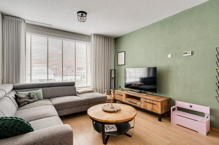 Foto 5 van Charlotte van Bourbonstraat 15