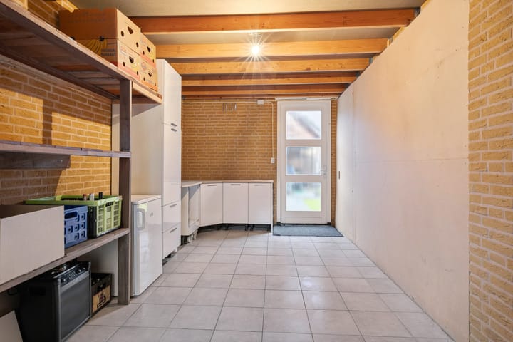 Foto 32 van Valkappel 9