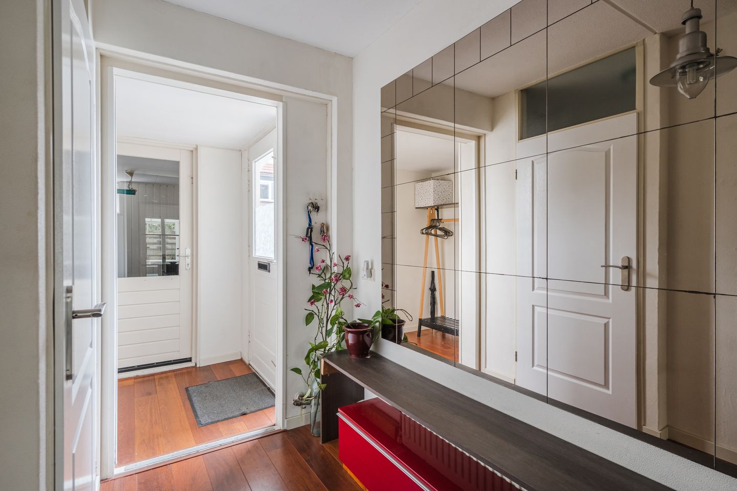 Photo 4 of Tirolstraat 101