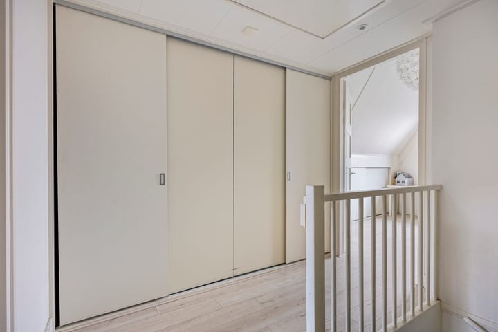 Foto 22 van Johan de Wittstraat 25