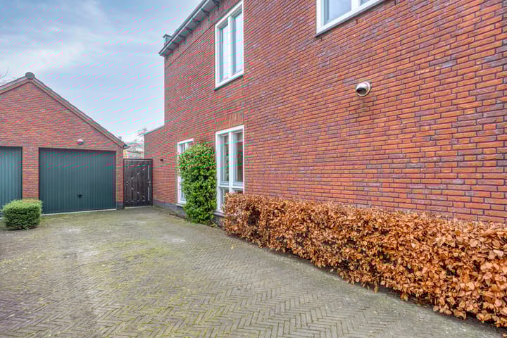 Foto 32 van Johan de Wittstraat 25