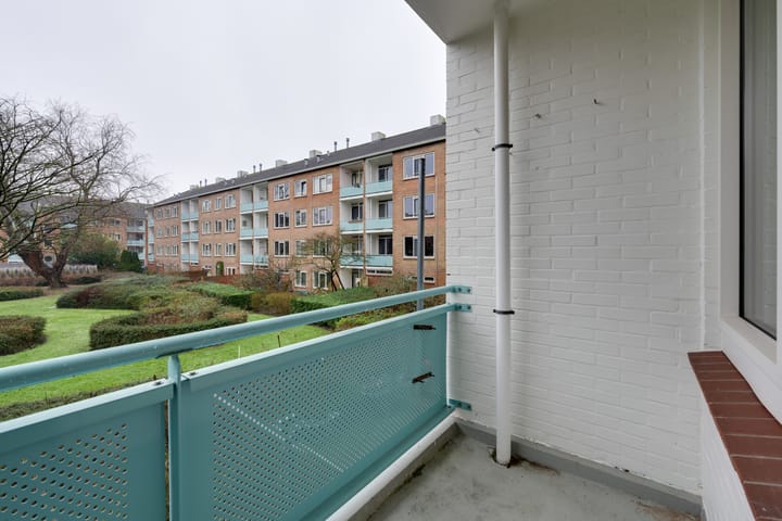 Photo 32 of Alkmaarstraat 303