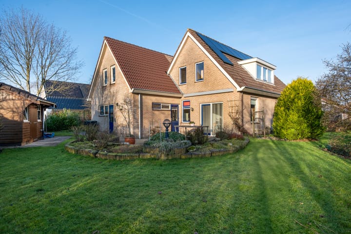 Foto 15 van Weidebloemenweg 83