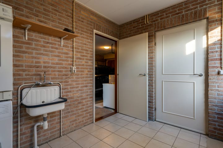 Foto 38 van Weidebloemenweg 83