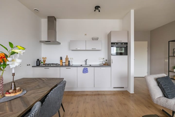 Foto 11 van Verlengde Hereweg 91-F