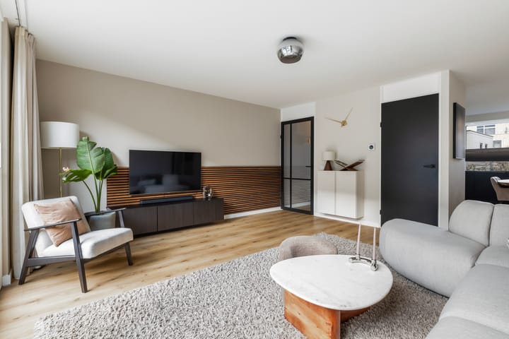 Foto 3 van Johannes Vermeerhage 39