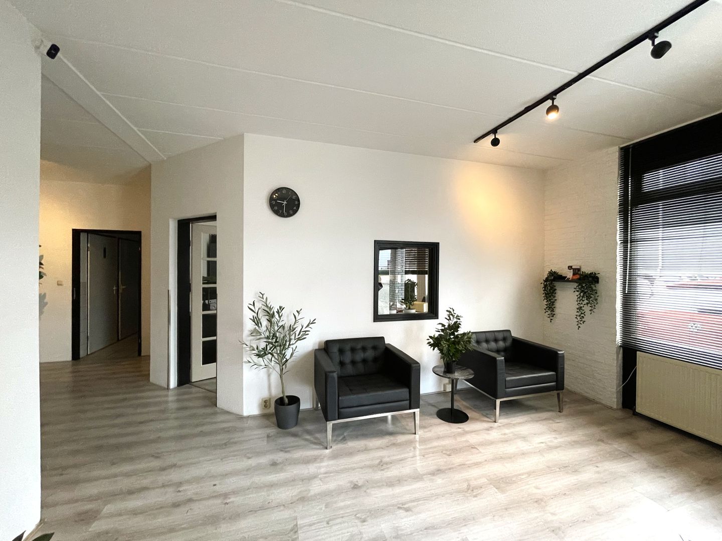 View photo 2 of Veldzichtweg 10