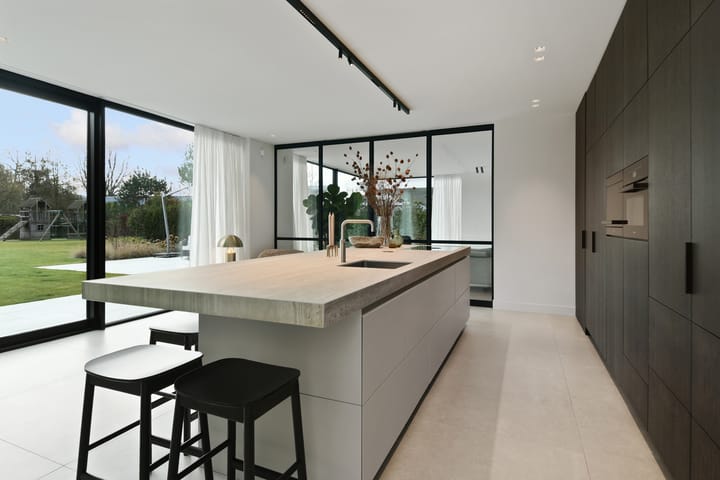 Photo 8 of Schoonoordstraat 3