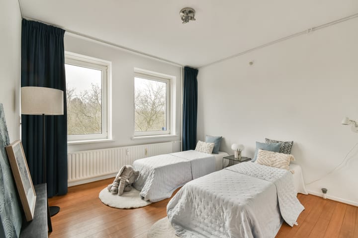 Foto 27 van Van Nijenrodeweg 311