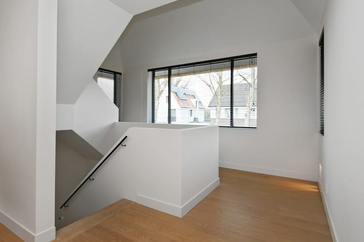 Photo 37 of Schoonoordstraat 3