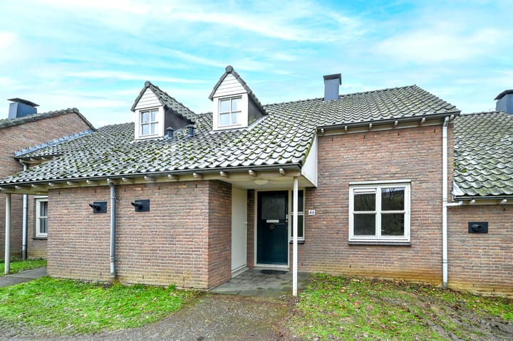 Foto 2 van Randweg 21-046