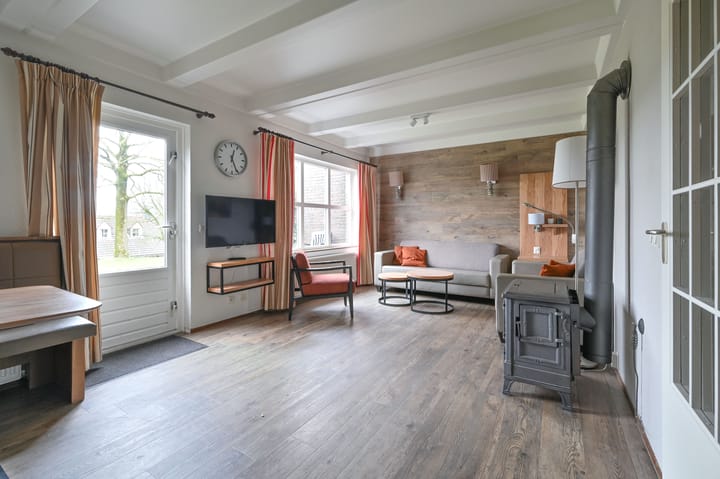 Foto 8 van Randweg 21-046