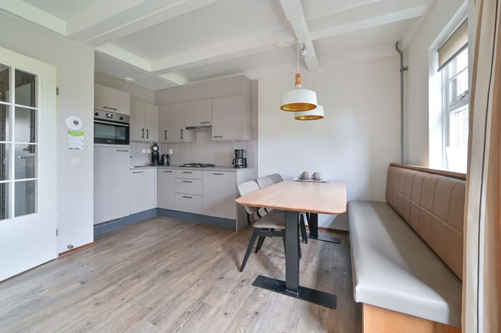 Foto 10 van Randweg 21-046