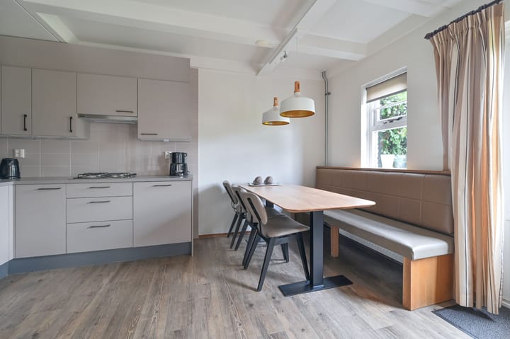 Foto 13 van Randweg 21-046