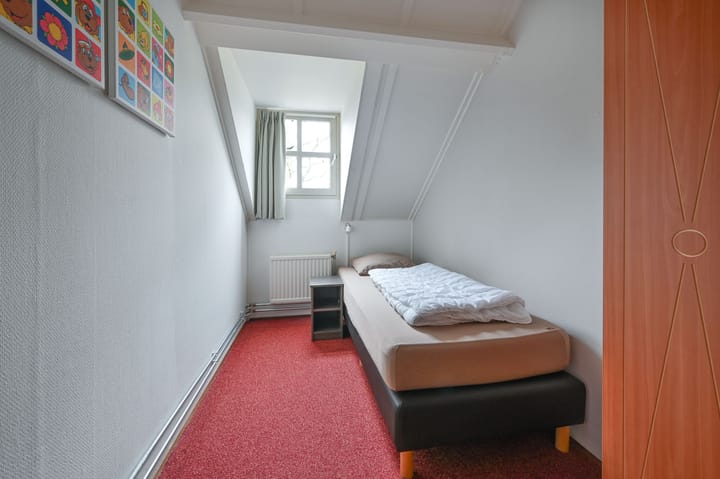 Foto 25 van Randweg 21-046