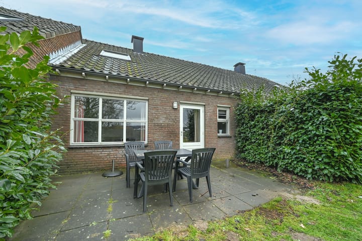 Foto 31 van Randweg 21-046