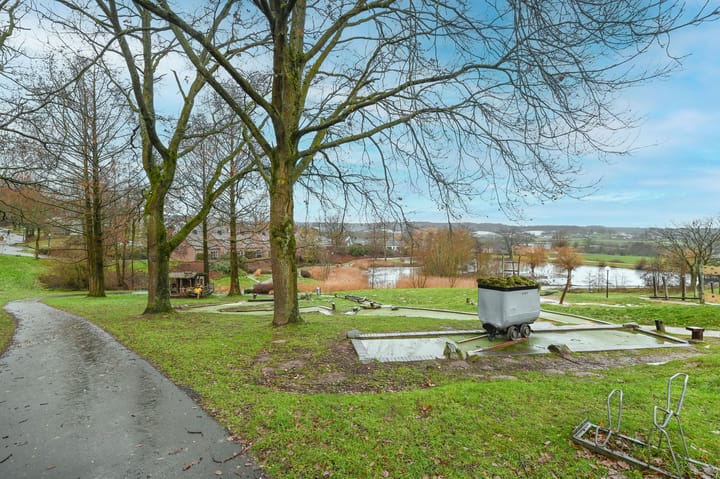 Foto 44 van Randweg 21-046