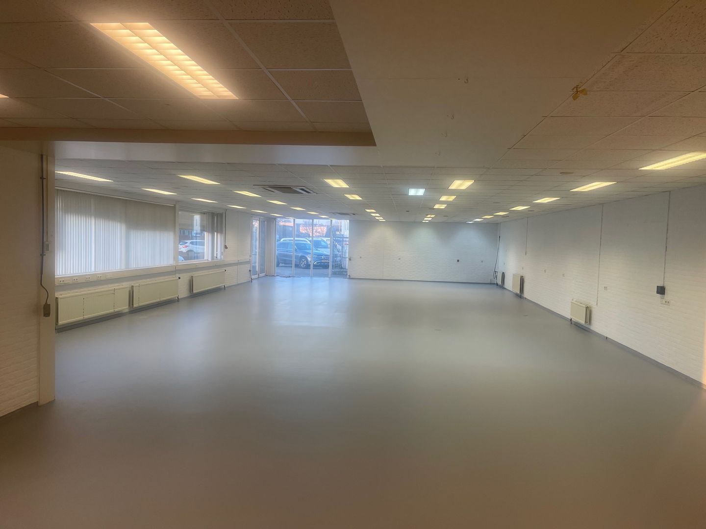 Bekijk foto 3 van Kapitein Hatterasstraat 15