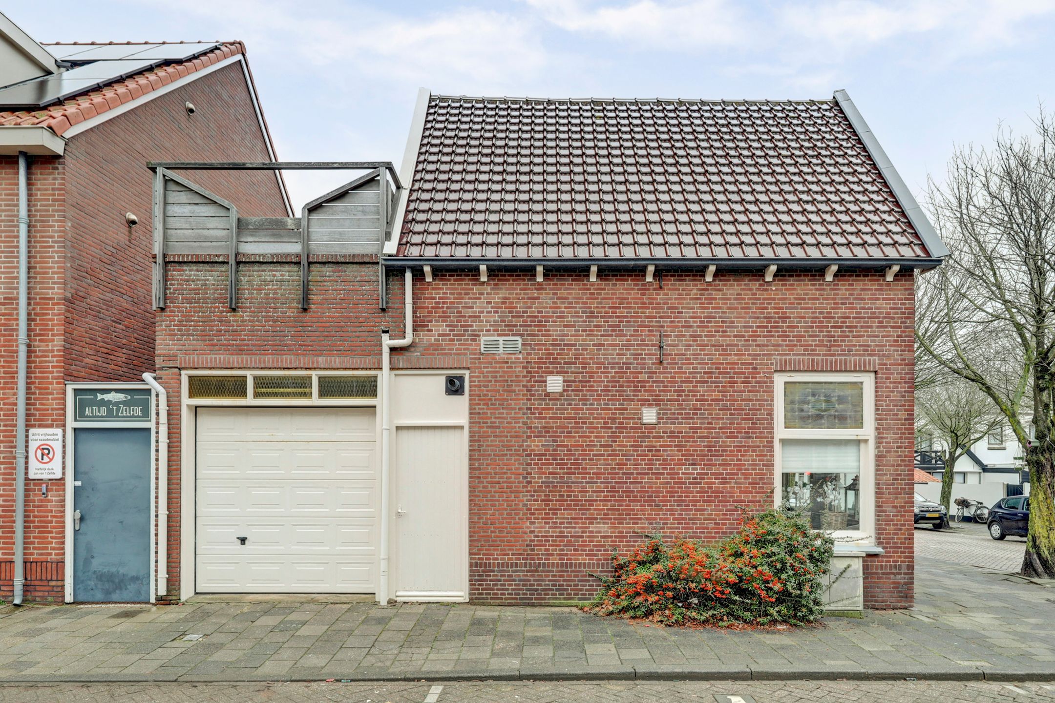 Foto 6 van Annastraat 1