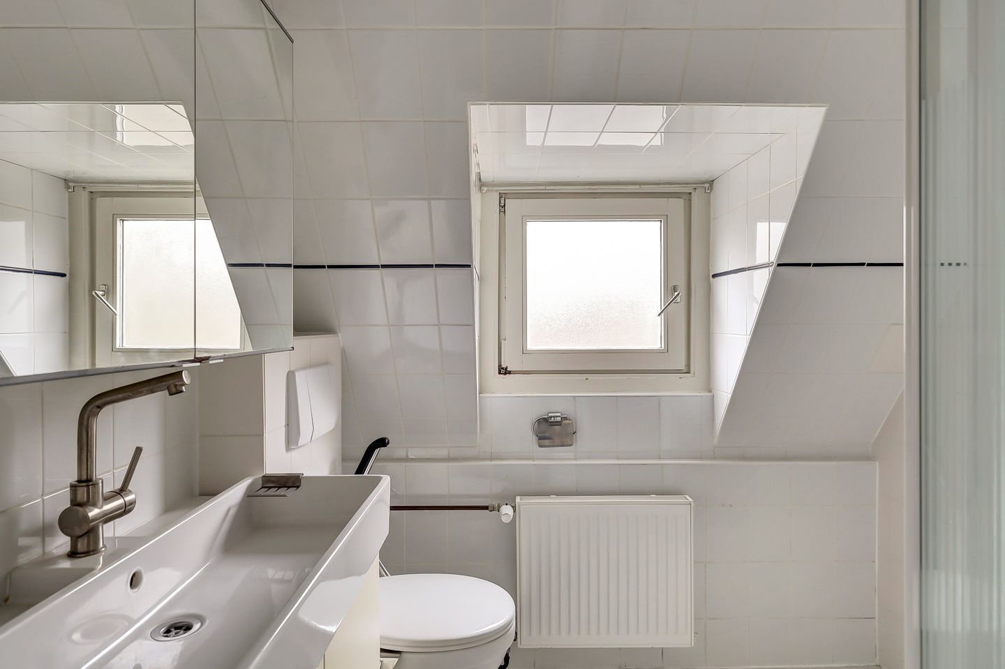 Foto 44 van Annastraat 1