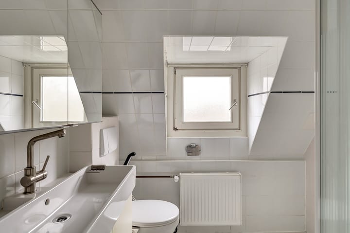 Foto 44 van Annastraat 1