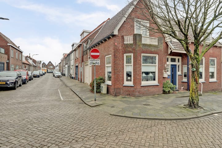 Foto 52 van Annastraat 1