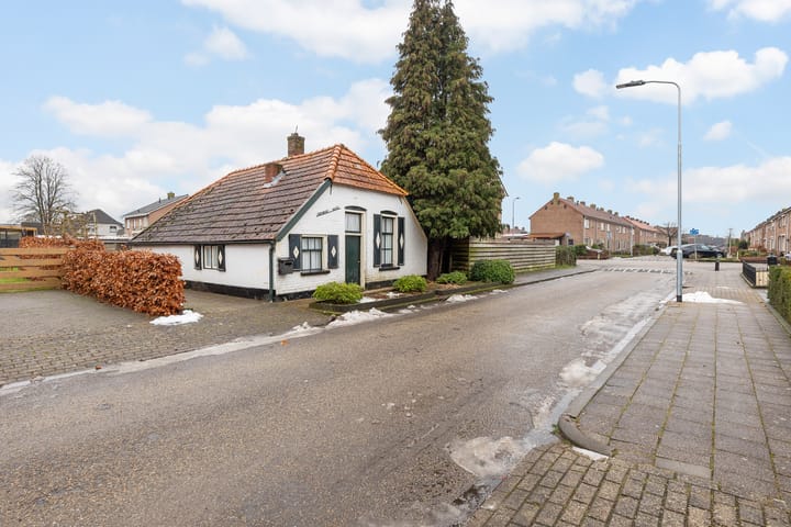 Foto 2 van Wolweversstraat 1