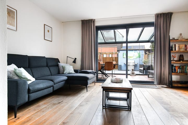 Photo 2 of Hermitage 64