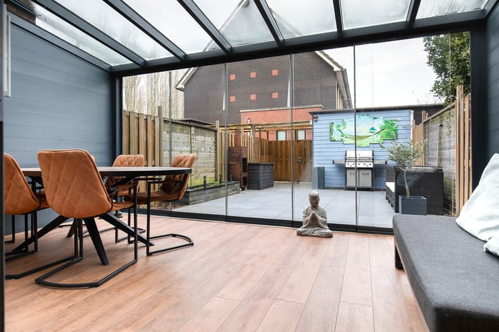 Photo 5 of Hermitage 64