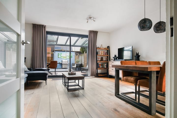 Photo 8 of Hermitage 64