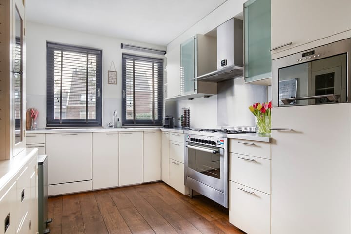 Photo 4 of Hermitage 64