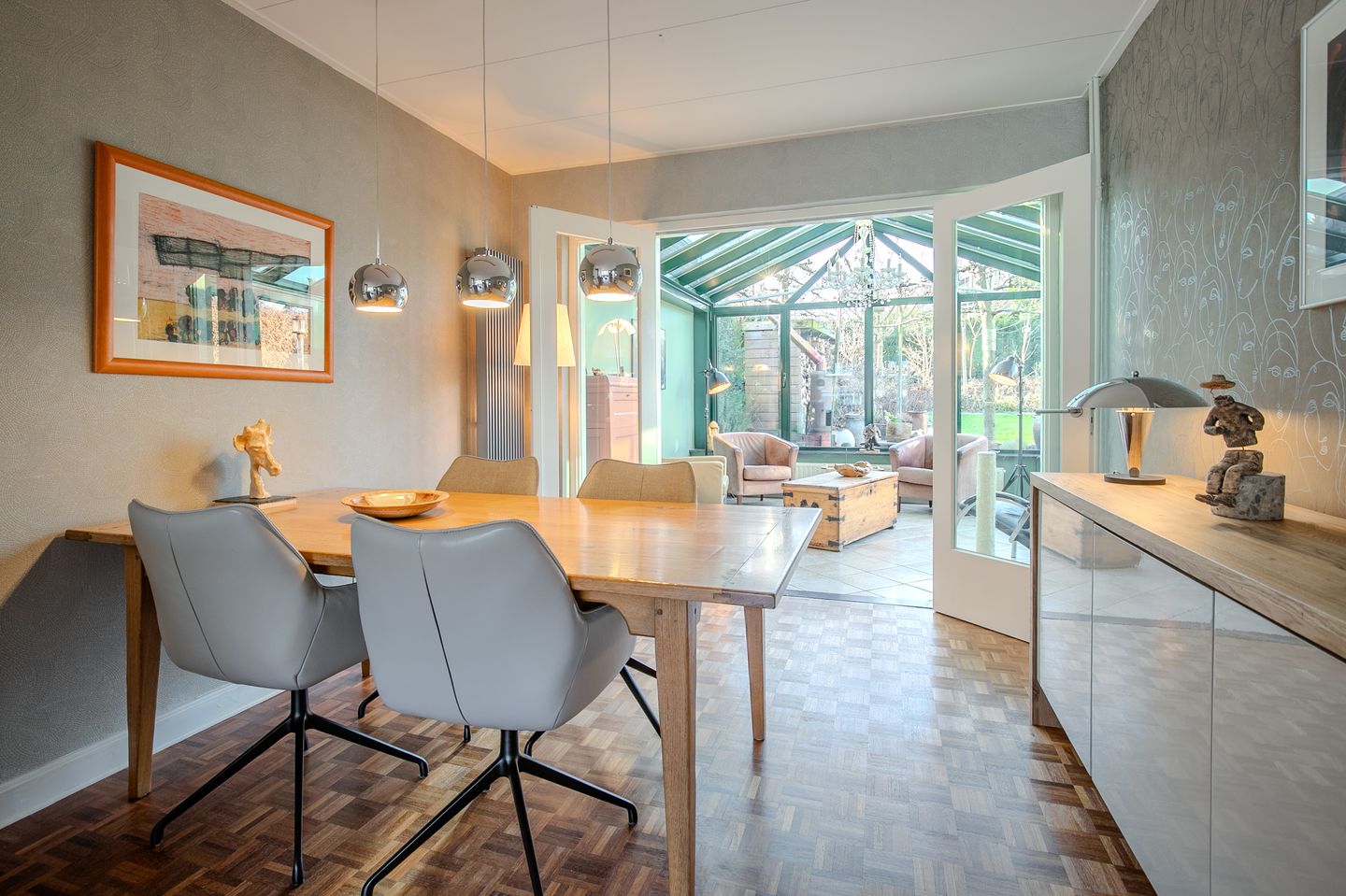 987.jpg?options=width=1440