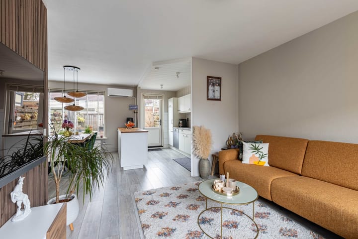 Foto 14 van Rhônestraat 180