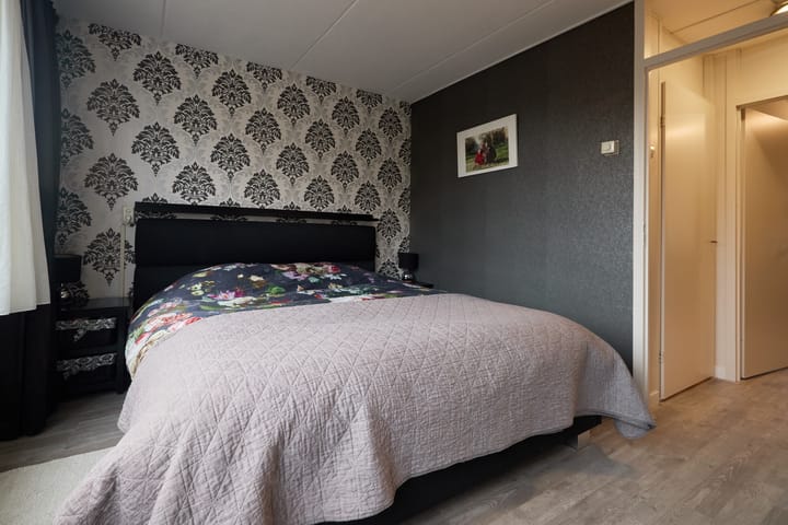 Foto 16 van van Hamelstraat 106