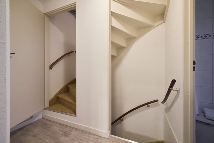 Foto 25 van van Hamelstraat 106