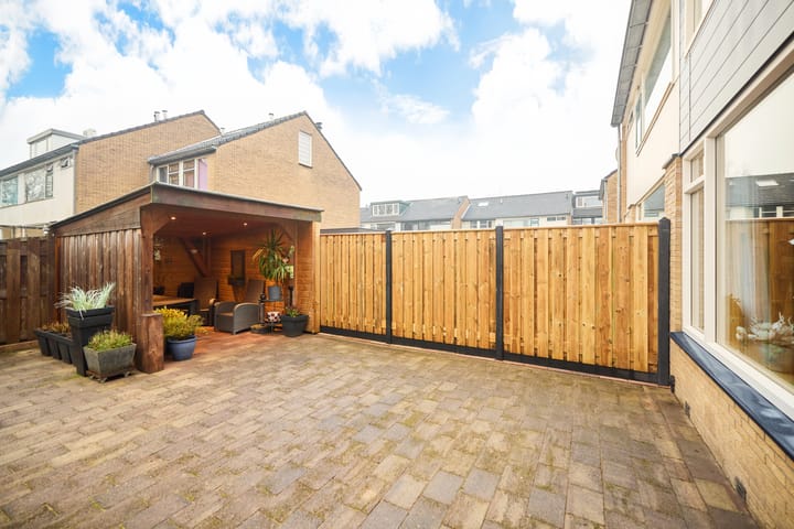 Foto 32 van van Hamelstraat 106