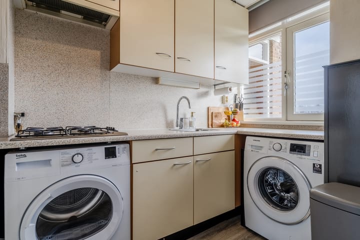 Foto 9 van Reviusstraat 36