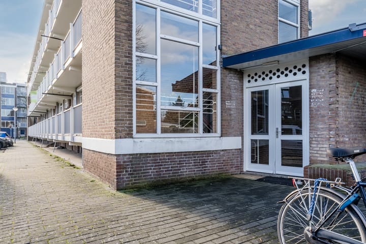 Foto 20 van Reviusstraat 36