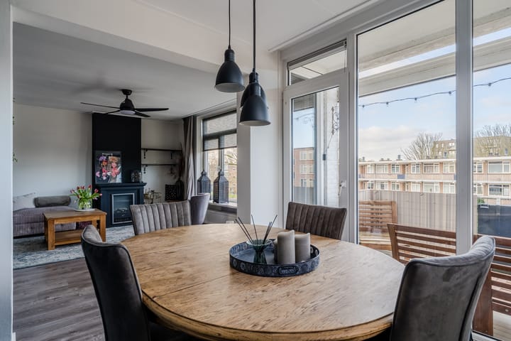 Foto 7 van Reviusstraat 36