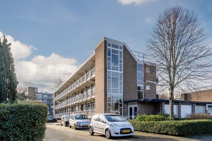 Foto 25 van Reviusstraat 36