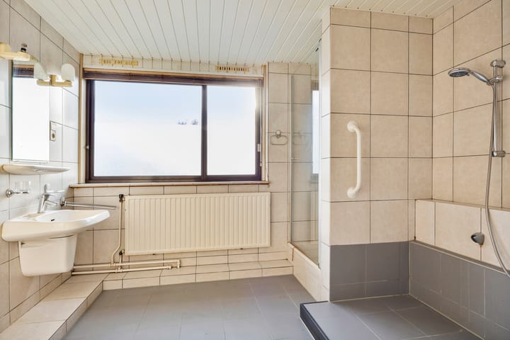 Photo 11 of Loobos 8