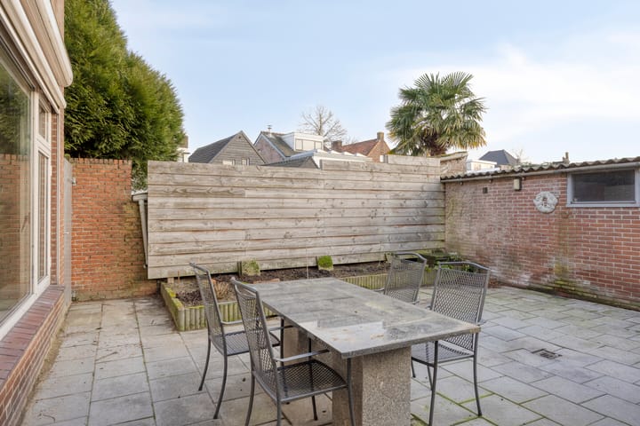 Photo 15 of Loobos 8