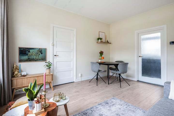 Foto 6 van Albert Cuypstraat 3