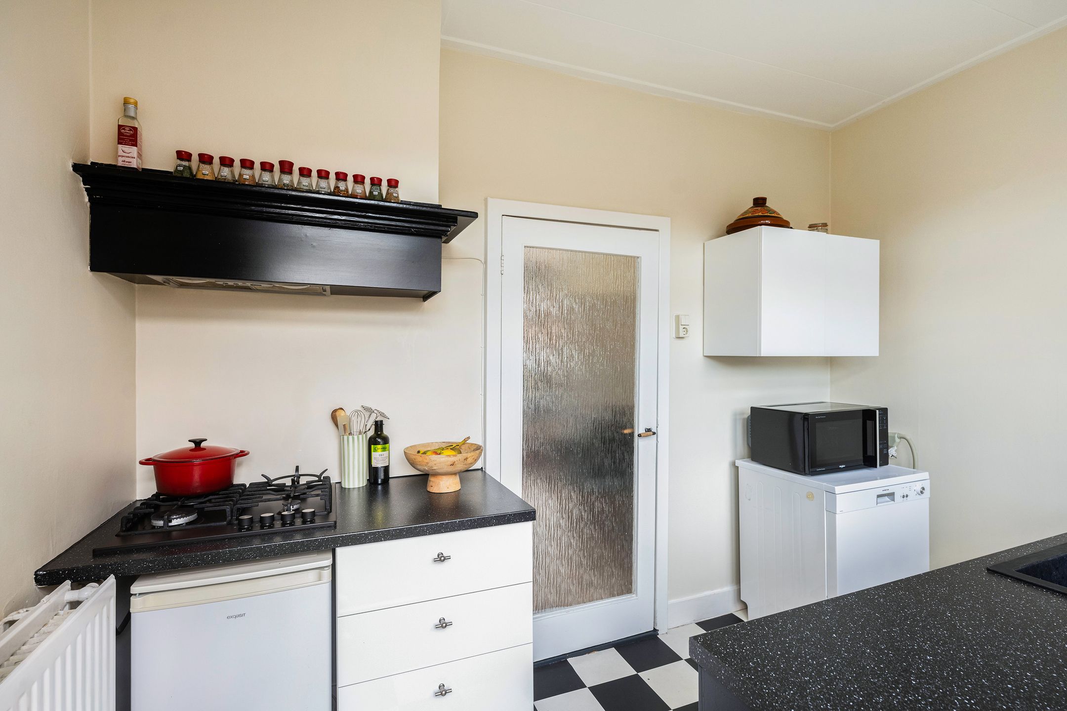 Foto 12 van Albert Cuypstraat 3