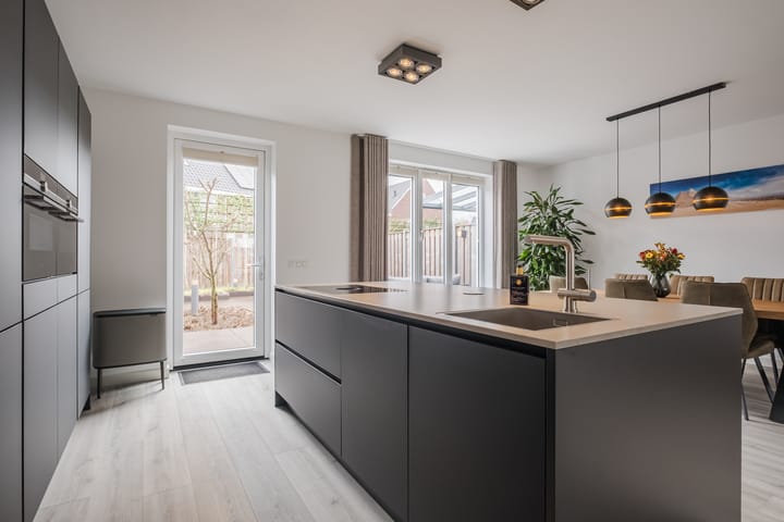 Foto 13 van Klokstaart 69