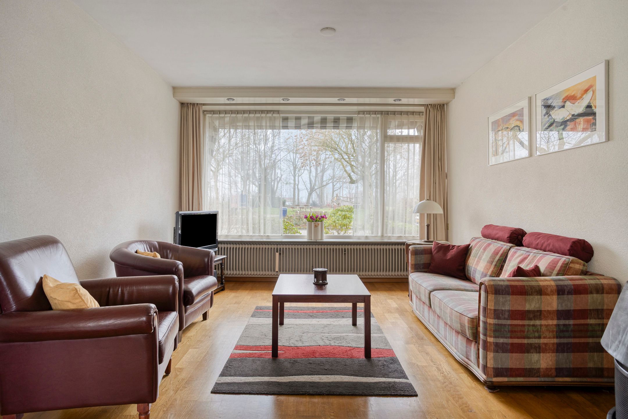 Foto 6 van Pioenroosstraat 1